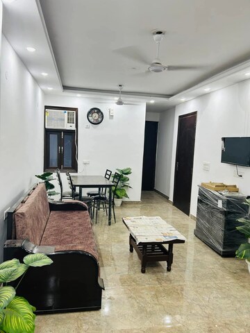 Master Bedroom in 1 BHK Builder Floor at Saket – for Rent