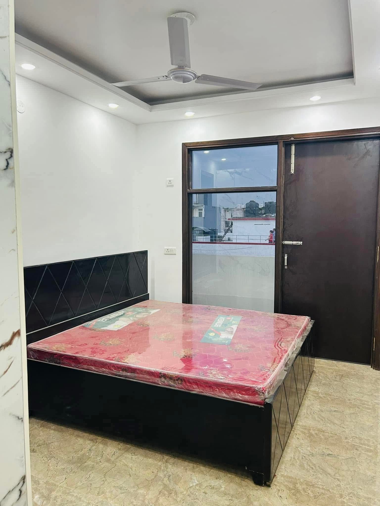 1 BHK Builder Floor For Rent in Shree Ram Associate 