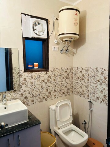 Bathroom in 1 BHK Builder Floor at Saket – for Rent