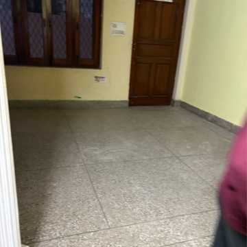 Room in 3 BHK Independent House at Sector 6 – for Rent