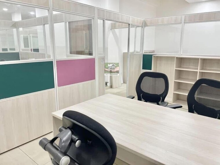 Team Area, defence colony Commercial Office Space 1800 Sq.Ft. In Defence Colony Delhi 9562652