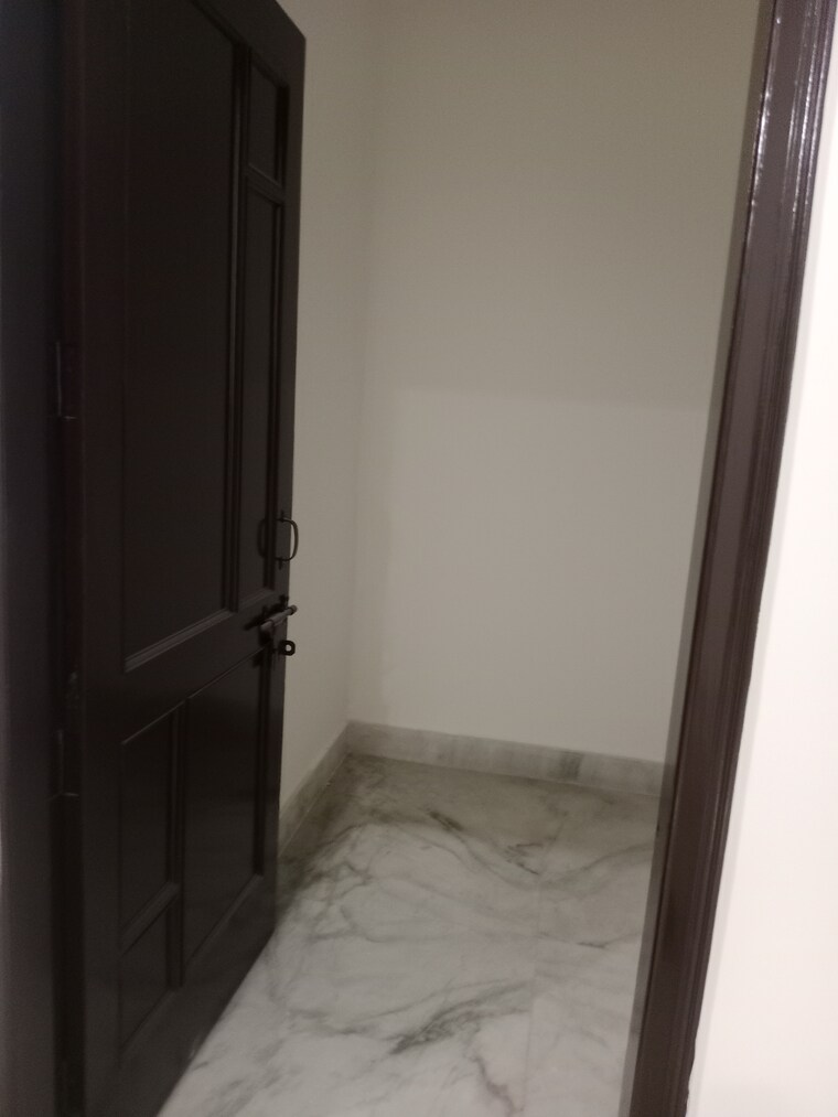 Balcony, sector 13 2 Bedroom 1100 Sq.Ft. Builder Floor In Sector 13 Panipat 9562681