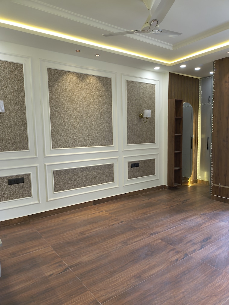 Room, sector 85 3 Bedroom 2200 Sq.Ft. Builder Floor In Sector 85 Faridabad 9562809