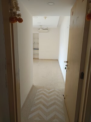  2 BHK Apartment at Lodha Fiorenza, Goregaon East – for Sale