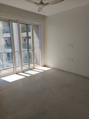 2 BHK Apartment For Sale in Lodha Fiorenza, Goregaon East