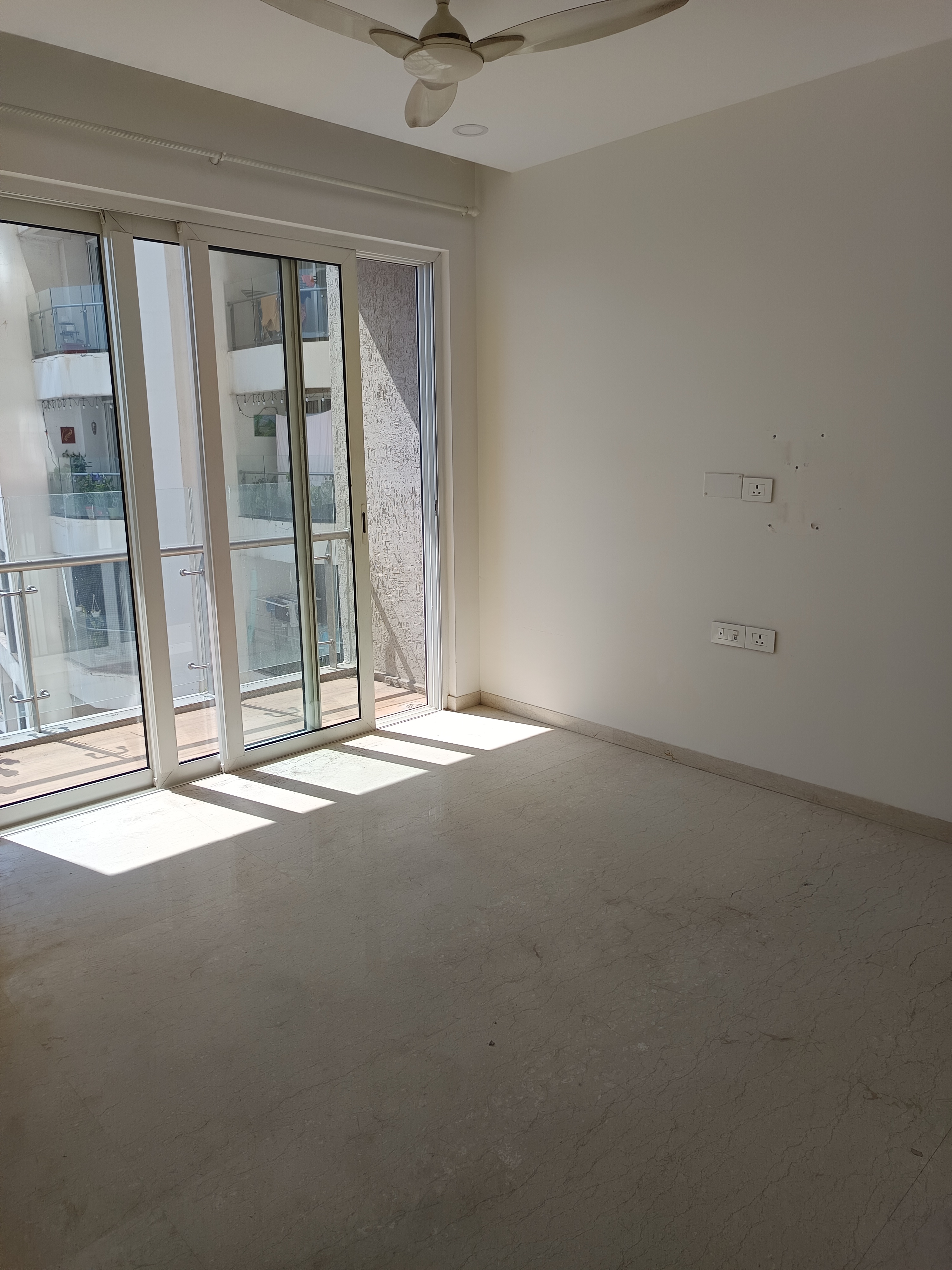 2 BHK Apartment For Sale in Lodha Fiorenza