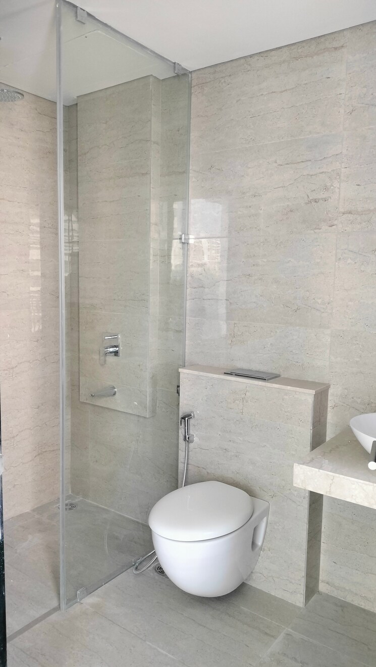 Bathroom, oberoi-maxima 3 Bedroom 1890 Sq.Ft. Apartment In Andheri East Mumbai 9562786