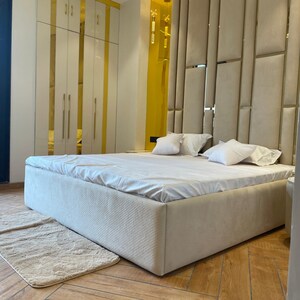 Bedroom in 4 BHK Builder Floor at Sector 56 – for Sale