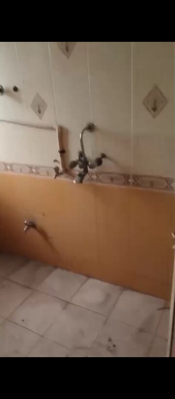 Bathroom in 1 BHK Apartment at Dombivli West – for Rent