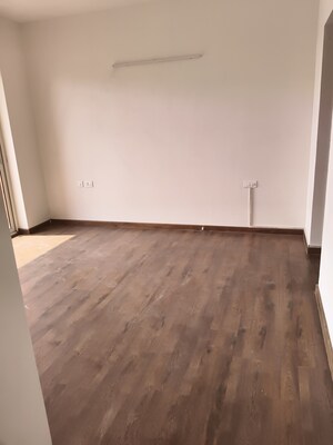 Room in 3 BHK Apartment at Shapoorji Pallonji Joyville Phase 2, Sector 102 – for Rent