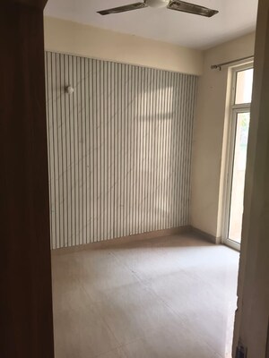 2 BHK Apartment For Rent in Shree Vardhman Mantra, Sector 67