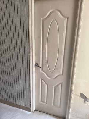 Room in 2 BHK Apartment at Shree Vardhman Mantra, Sector 67 – for Rent