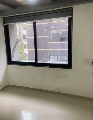Room in  Office Space at Venus Benecia, Bodakdev – for Rent