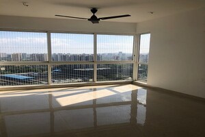 Bedroom in 2 BHK Apartment at Runwal Forests, Kanjurmarg West – for Rent