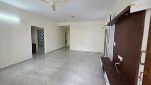 Room in 3 BHK Apartment at Vignana Nagar – for Rent
