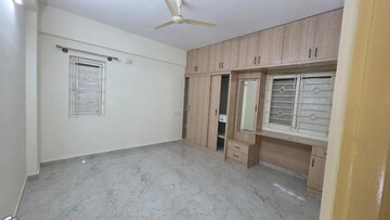 Room in 3 BHK Apartment at Vignana Nagar – for Rent