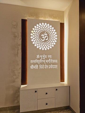 Furnished Amenities in 4 BHK Builder Floor at SS Southend Floors, South City 2 – for Sale