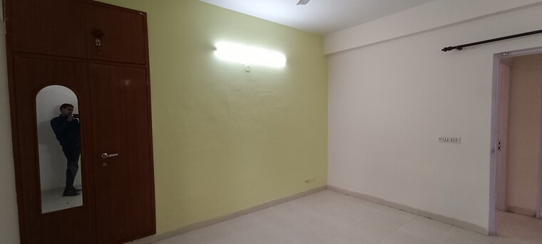 Room, tulip-orange 3 Bedroom 1437 Sq.Ft. Apartment In Sector 70 Gurgaon 9563758