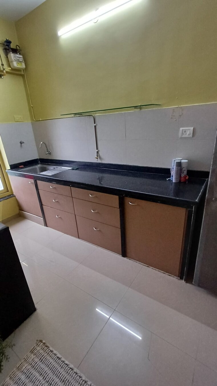 Kitchen, satellite-tower 3 Bedroom 1150 Sq.Ft. Apartment In Goregaon East Mumbai 9563801