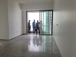 Room in 2 BHK Apartment at Prestige Jasdan Classic, Mahalaxmi – for Rent