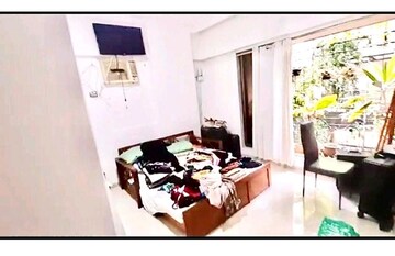 Bedroom in 2 BHK Apartment at Bandra West – for Rent
