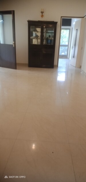 3 BHK Apartment For Rent in DDA Rosewood Apartments, Vasant Kunj