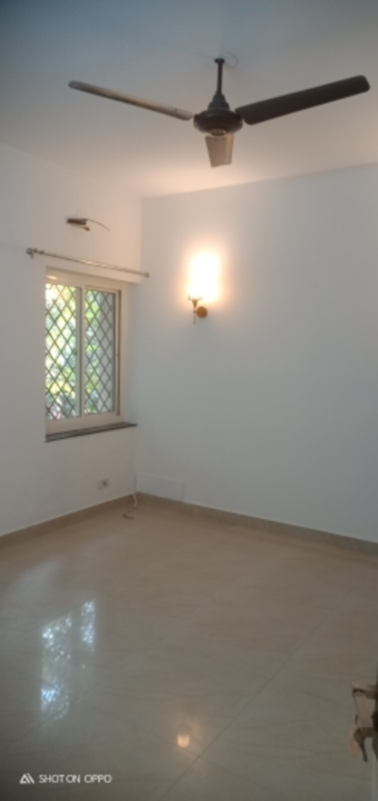 Room, dda-rosewood-apartments 3 Bedroom 1450 Sq.Ft. Apartment In Vasant Kunj Delhi 9563859