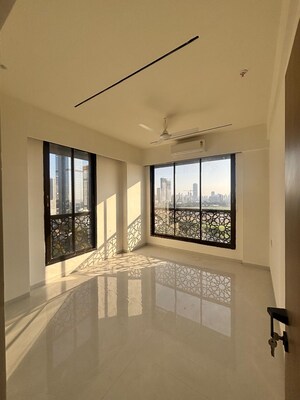 Bedroom in 2.5 BHK Apartment at Alamdar The Auro, Lower Parel – for Rent