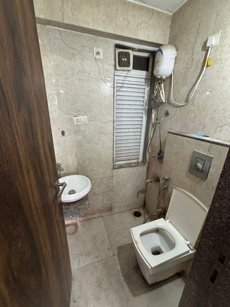 Bathroom, avant-heritage 1 Bedroom 427 Sq.Ft. Apartment In Jogeshwari East Mumbai 9563840