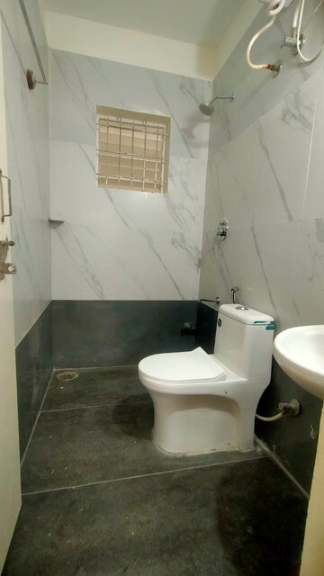 Bathroom in 2 BHK Apartment at Yeshwanthpur – for Rent