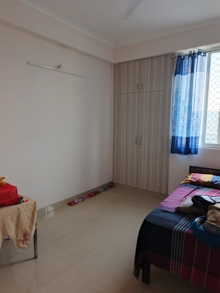 Bedroom, amrapali-golf-homes 2.5 Bedroom 945 Sq.Ft. Apartment In Sector 4 Greater Noida Greater Noida 9563004