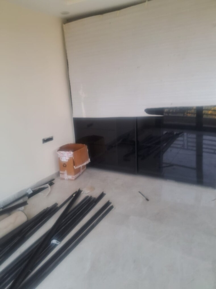 Balcony, dda-rosewood-apartments 3 Bedroom 1600 Sq.Ft. Apartment In Vasant Kunj Delhi 9563880