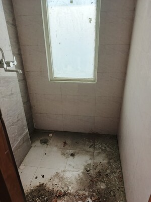 Bathroom in 2 BHK Apartment at Amrapali Golf Homes, Sector 4 Greater Noida – for Rent