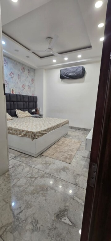 2 BHK Builder Floor For Rent in Om Vihar
