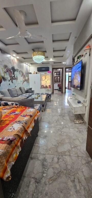 Bedroom in 2 BHK Builder Floor at Om Vihar – for Rent