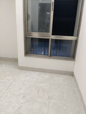 Room in 1 BHK Apartment at Gulmohar CHS Bandra East, Bandra East – for Rent