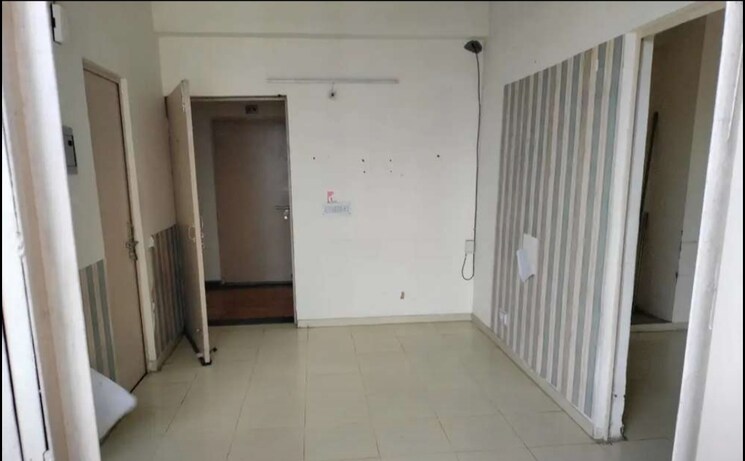 Room, husainganj 3 Bedroom 1420 Sq.Ft. Apartment In Husainganj Lucknow 9563895