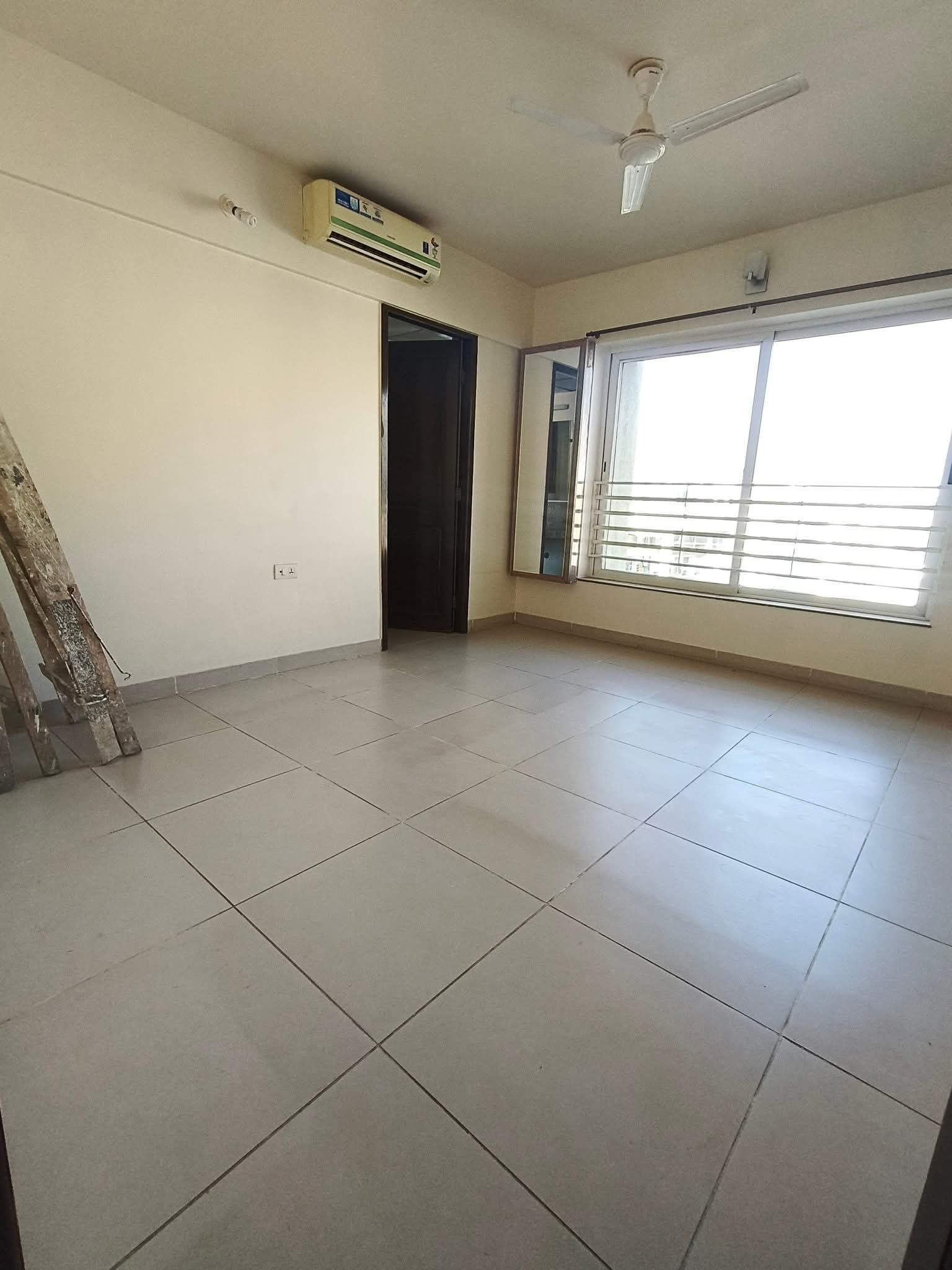 3.5 BHK 1900 Sq.Ft. Apartment in Marvel Zephyr