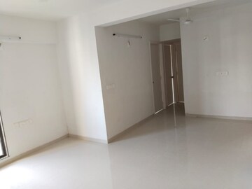 Room in 3 BHK Apartment at Shilp Revanta, Shela – for Rent