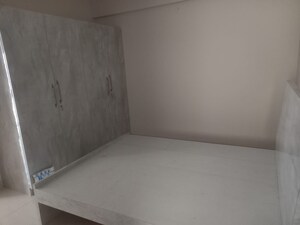 Room in 1 BHK Apartment at Cooke Town – for Rent