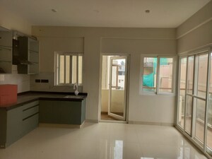 Room in 1 BHK Apartment at Cooke Town – for Rent