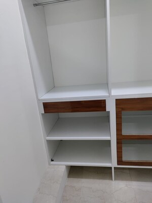 2 BHK Apartment For Rent in L&T Crescent Bay T2, Parel