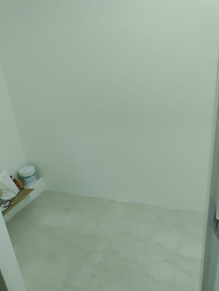 Room, l-t-crescent-bay-t2 2 Bedroom 900 Sq.Ft. Apartment In Parel Mumbai 9563904