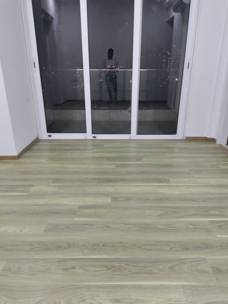 Room, l-t-crescent-bay-t2 2 Bedroom 900 Sq.Ft. Apartment In Parel Mumbai 9563904