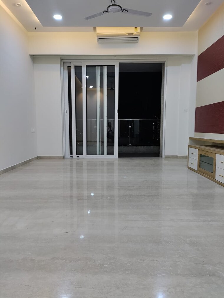 Room, l-t-crescent-bay-t2 2 Bedroom 900 Sq.Ft. Apartment In Parel Mumbai 9563904