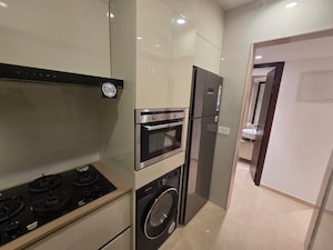 Furnished Amenities in 2 BHK Apartment at Hiranandani Highland, Powai – for Rent