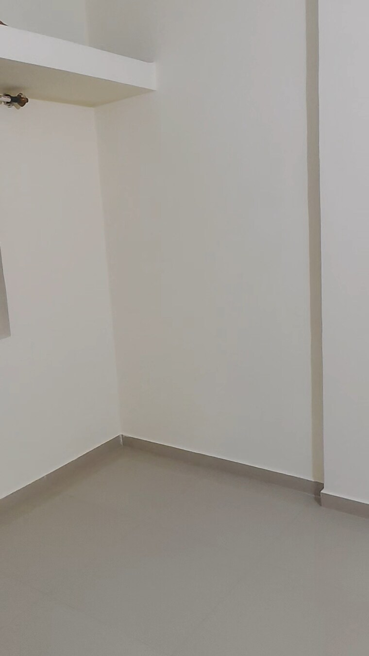 Room, datta nagar 1 Bedroom 670 Sq.Ft. Apartment In Datta Nagar Pune 9563976