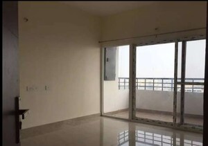 Room in 3 BHK Apartment at Butler Colony – for Rent