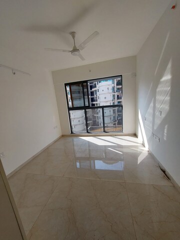 Room in 3 BHK Apartment at Godrej Urban Park, Chandivali – for Rent