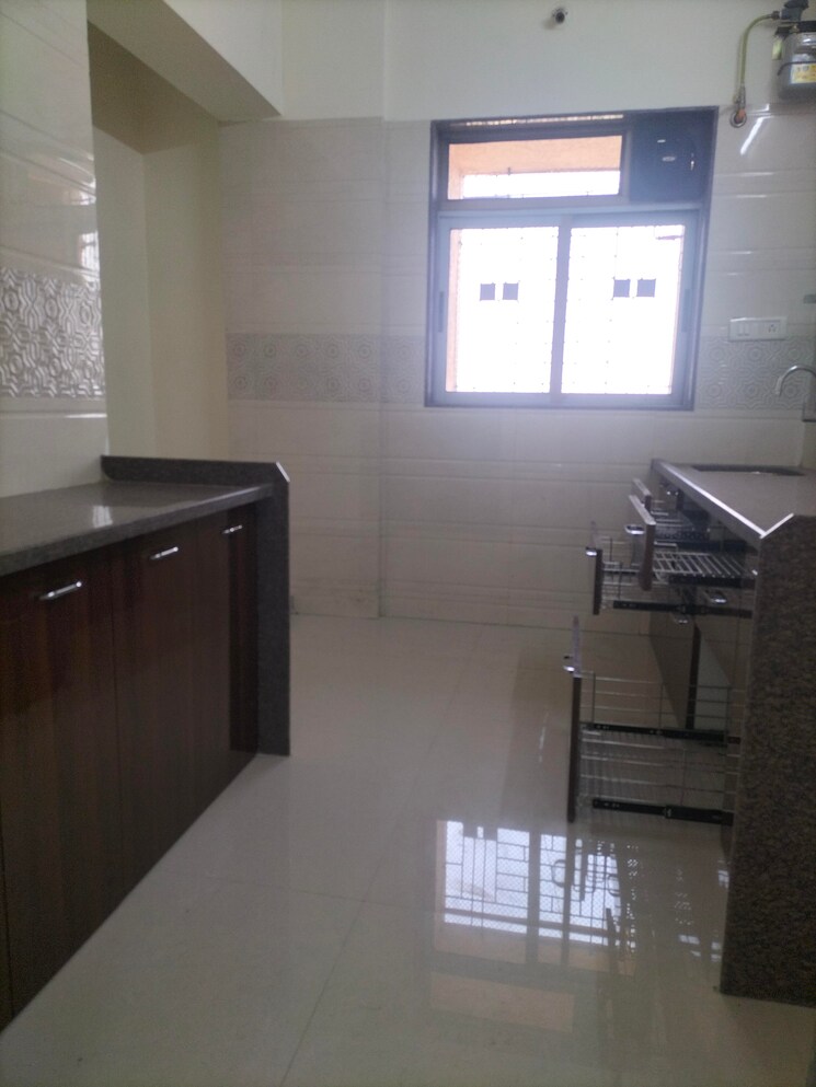 Kitchen, vardhman-gardens 2 Bedroom 650 Sq.Ft. Apartment In Balkum Pada Thane 9563961
